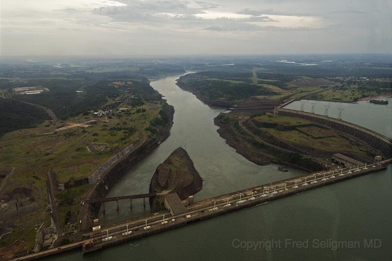 20071204_163631  D2X 4200x2800.jpg - Itaipu Dam